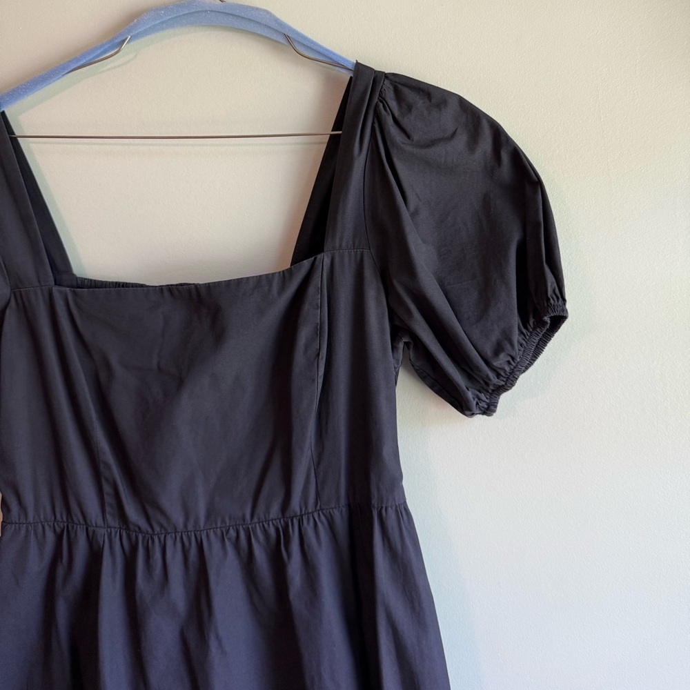 Astr Black Square-Neck Midi Dress with Puff Sleeves - Picture 4 of 12